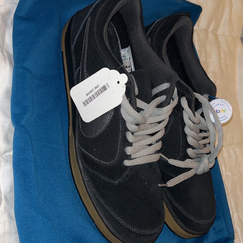 Nike SB Suede